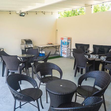 Apartmán Pavia'S Centerpoint Oasis Oranjestad Exteriér fotografie
